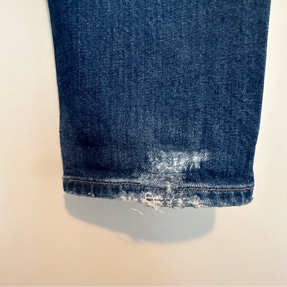 Citizens of Humanity Olivia Crop high rise slim jeans in size 28. - Picture 5 of 8